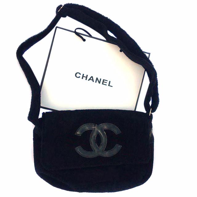 chanel messenger bag mens