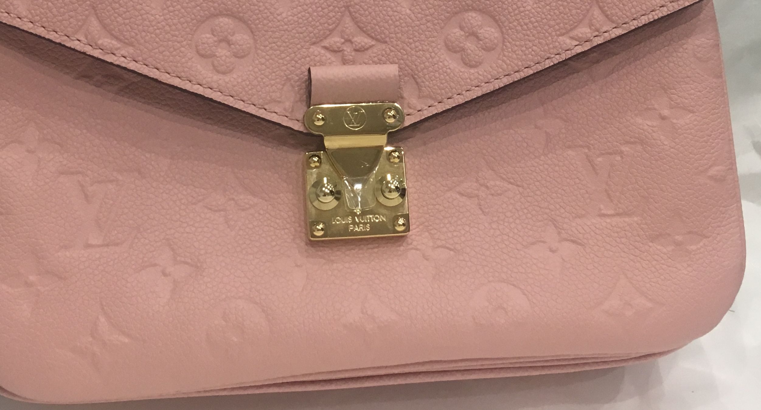 Louis Vuitton Locky BB Rose Poudre Unboxing and Discussion ~ The Bubble  Diaries 