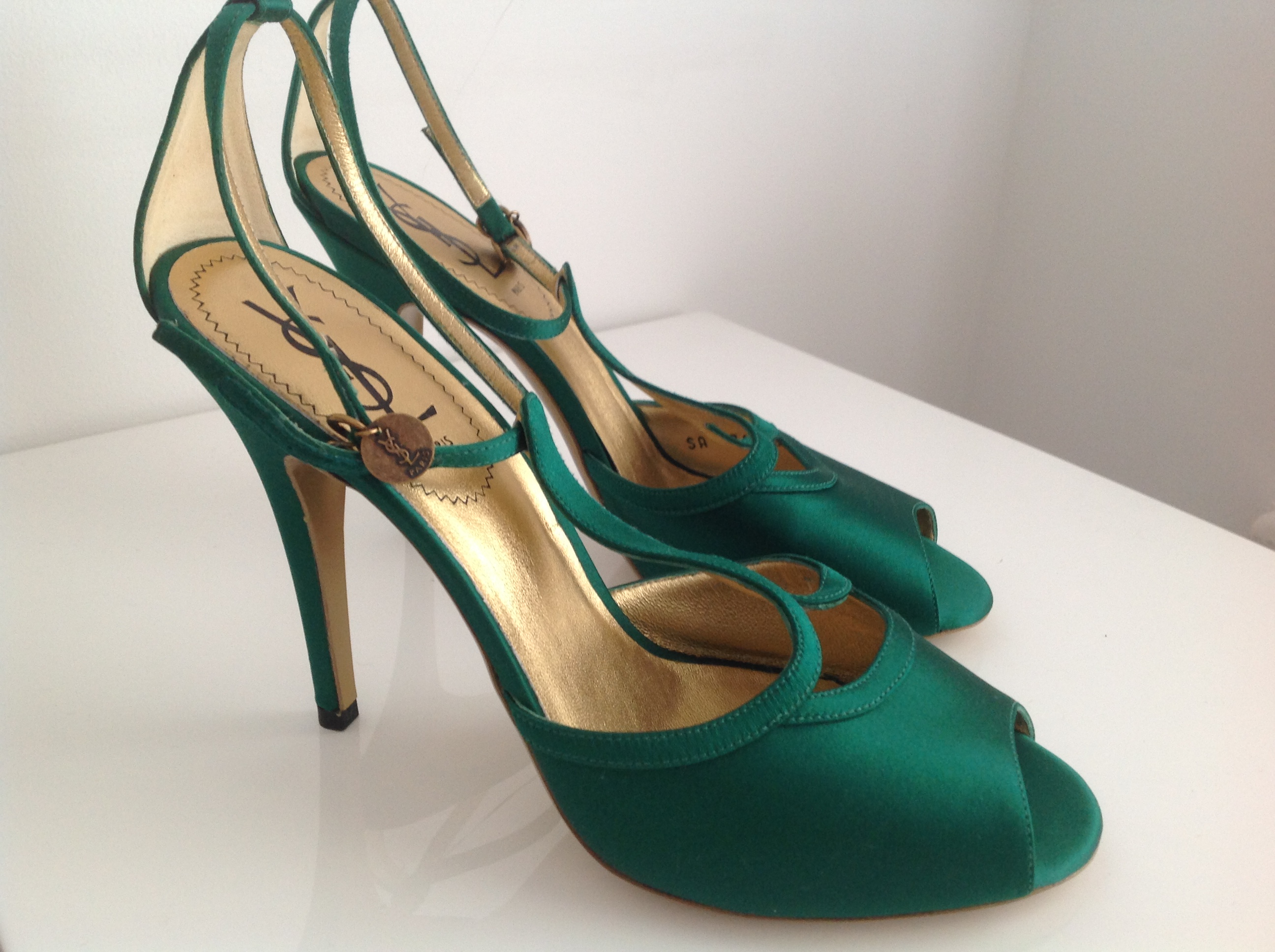 Yves Saint Laurent Green Silk Heeled Sandals | HEWI