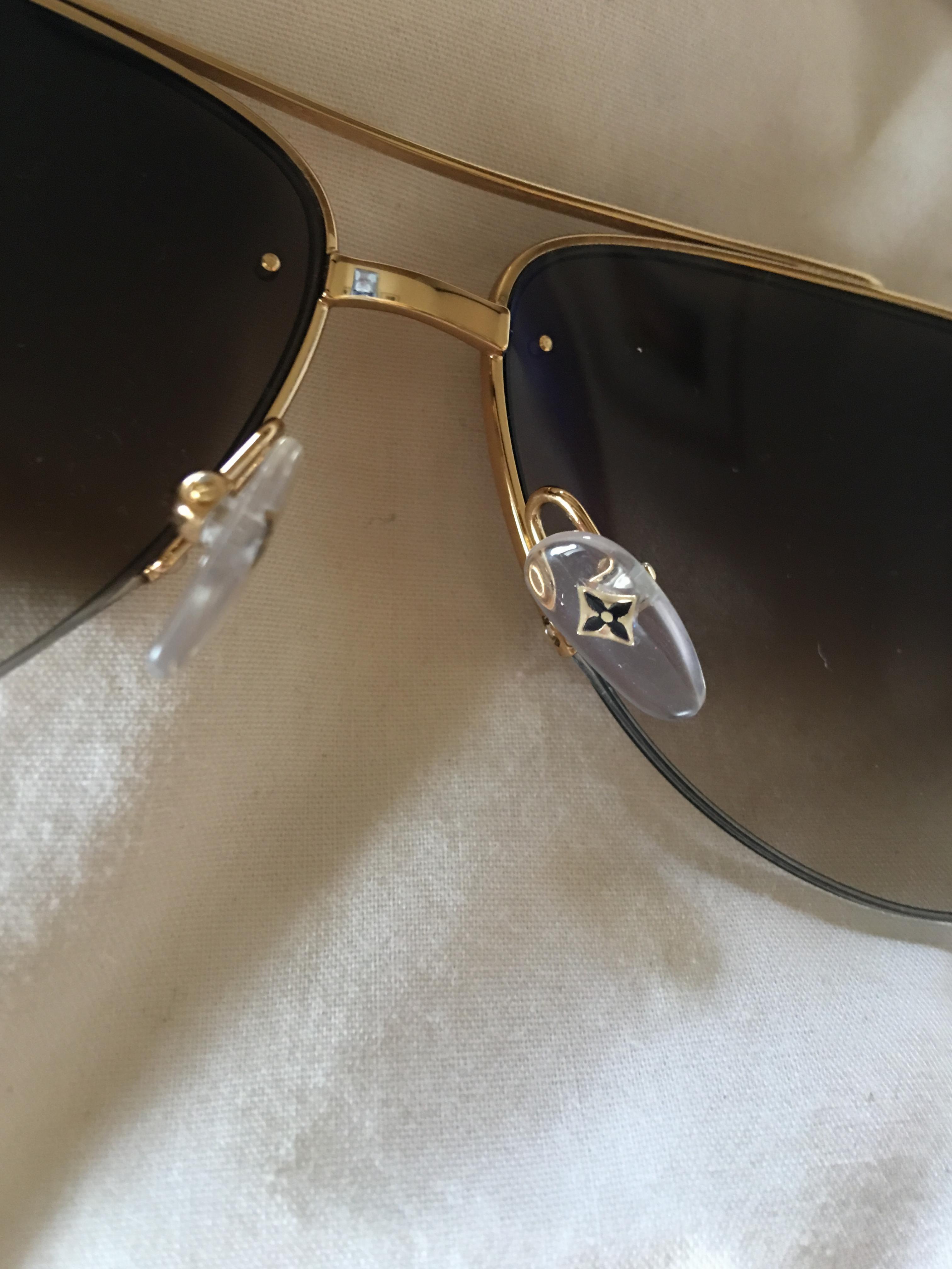 Louis Vuitton Petite Viola Pilote Sunglasses | HEWI
