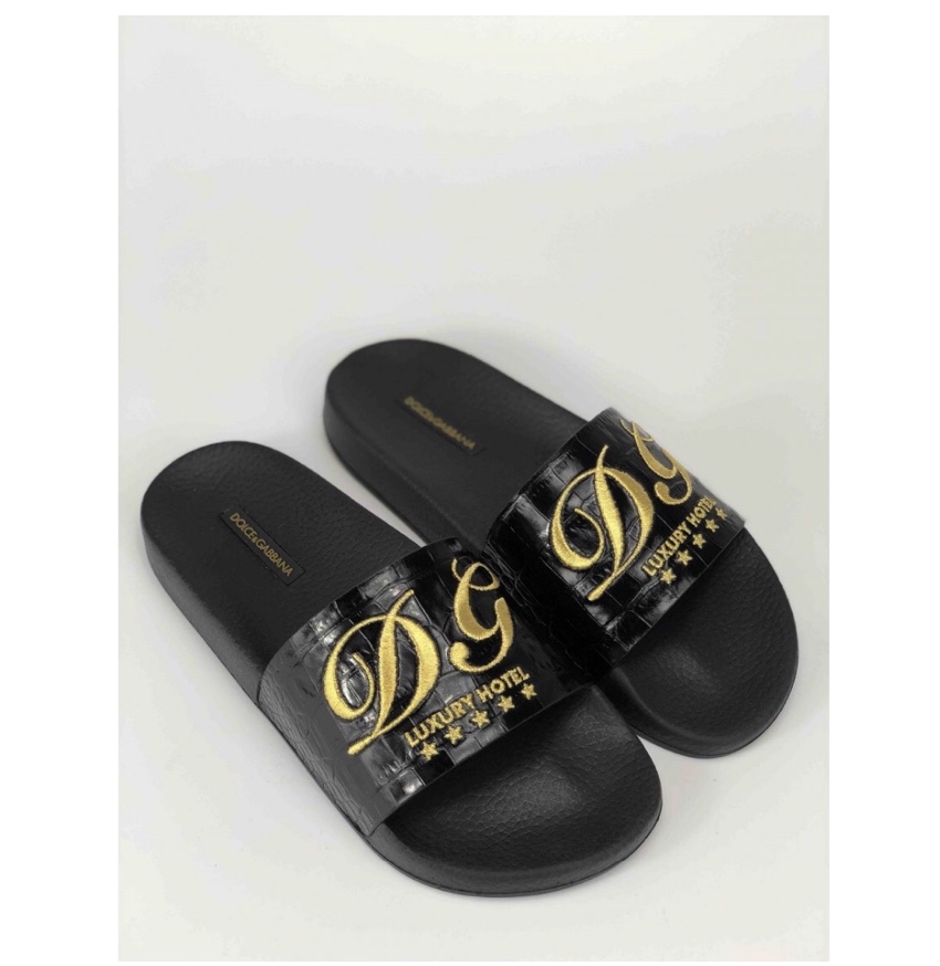 dolce and gabbana on my flip flops
