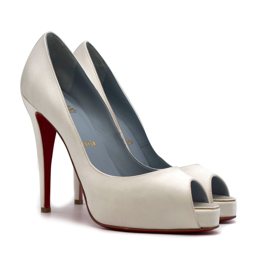 Christian Louboutin Very Prive 120mm Offwhite Satin Pumps 3 | HEWI