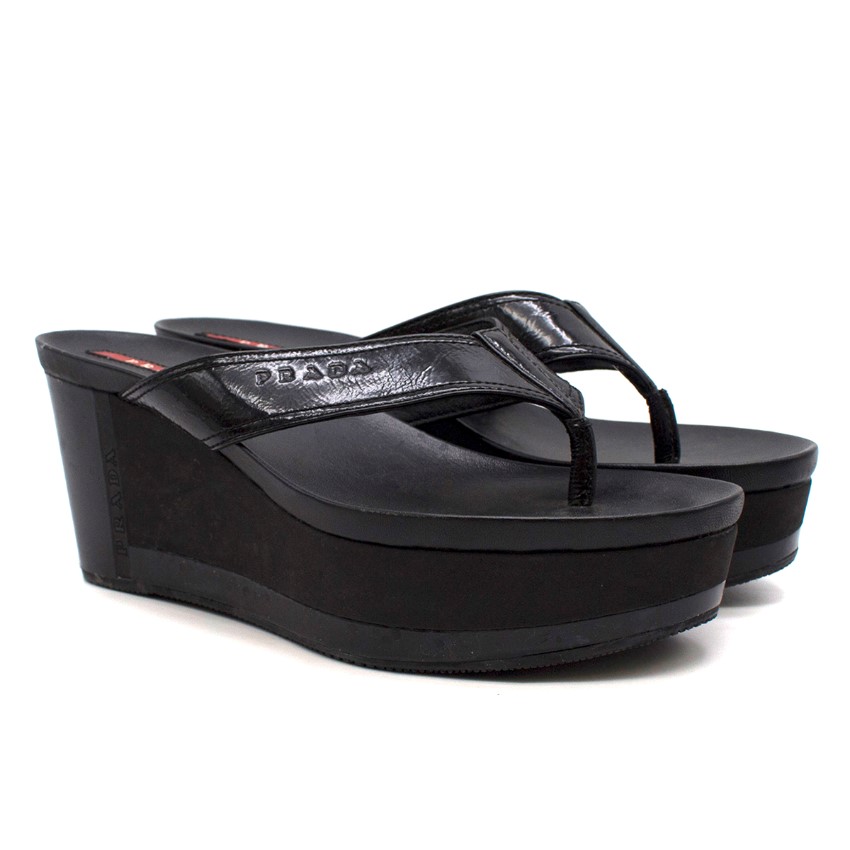 black patent leather platform sandals