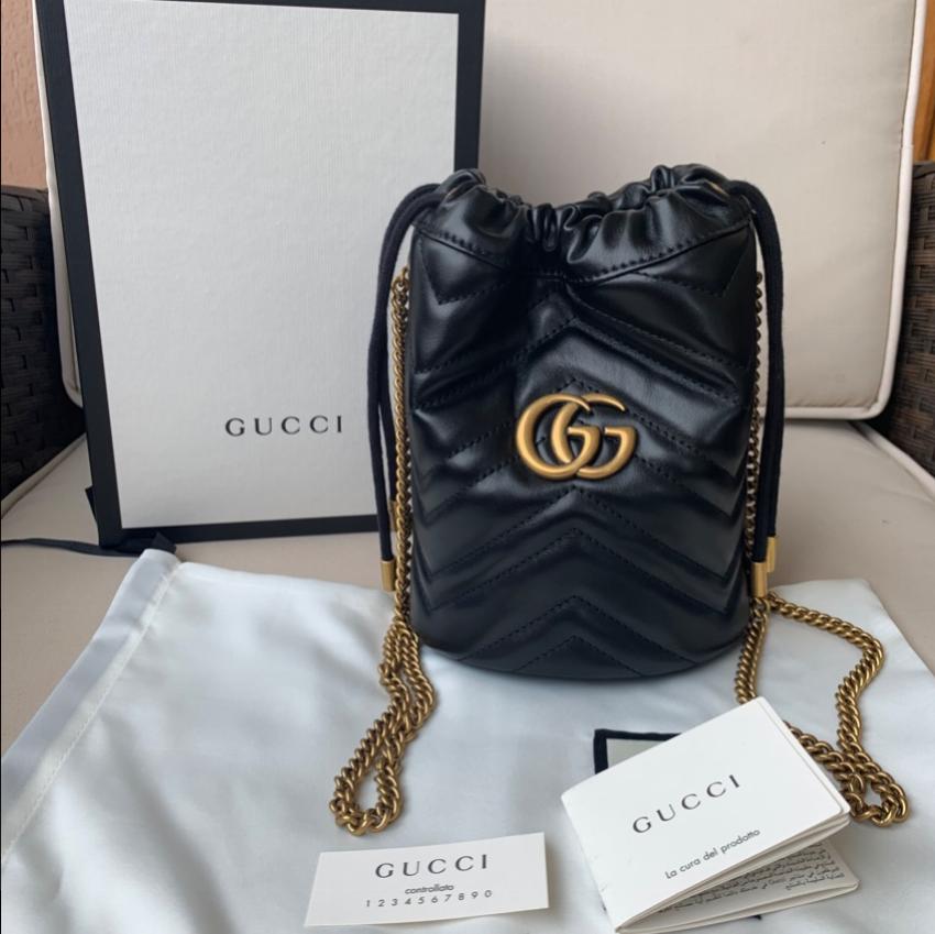 gucci gg marmont small matelassé shoulder bag