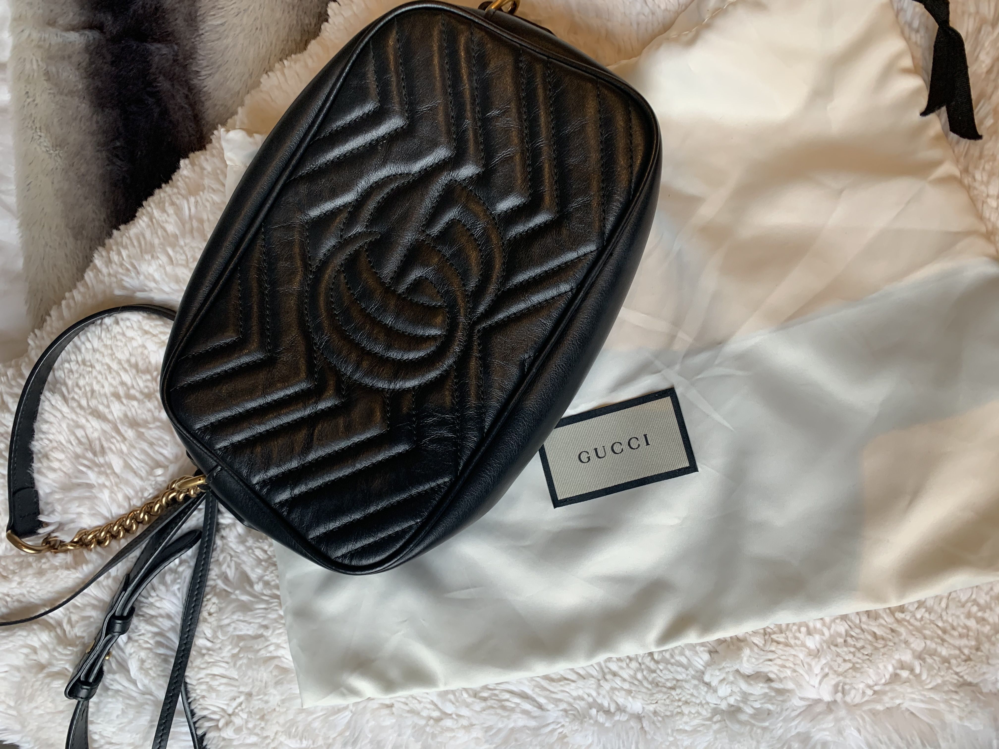 gucci marmont small matelassé shoulder bag