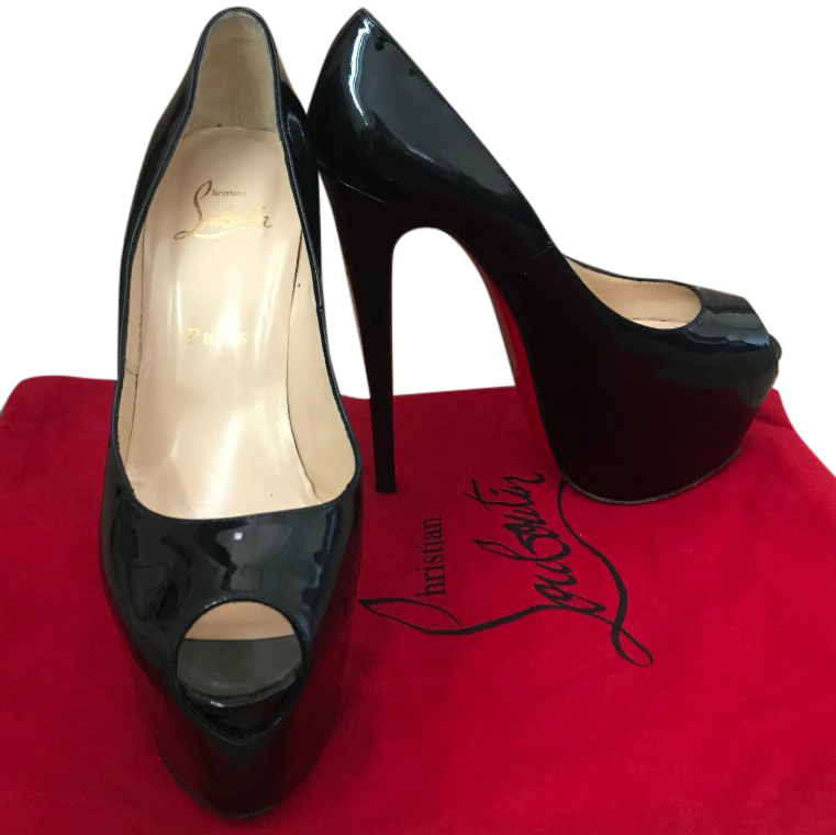 louboutin black patent leather heels