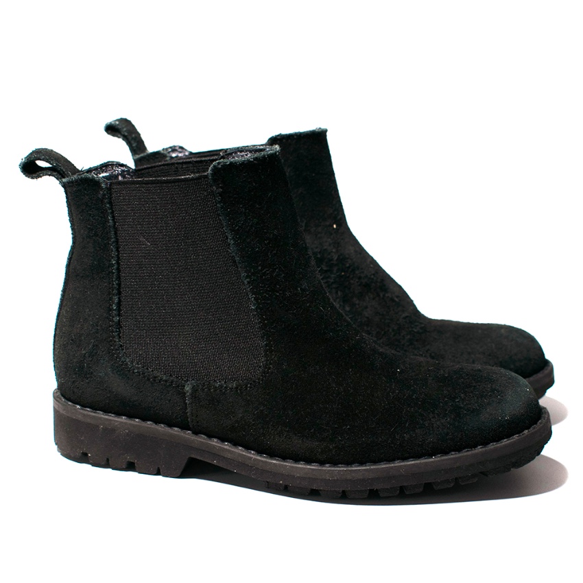 branded chelsea boots
