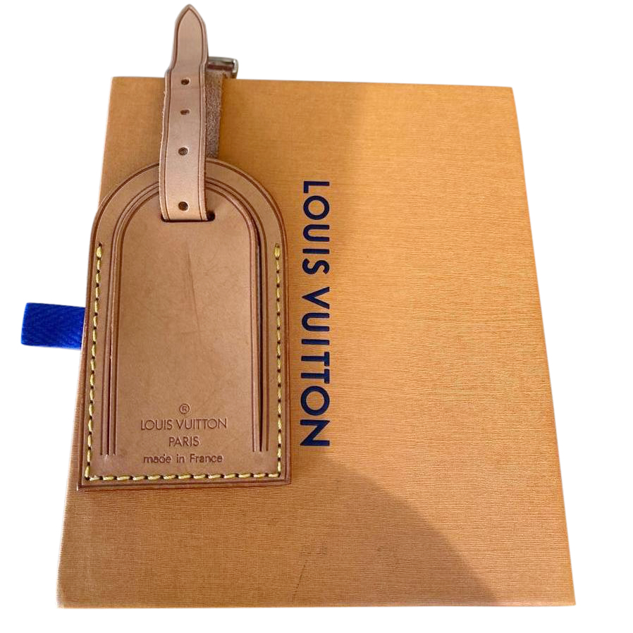 louis vuitton leather tag