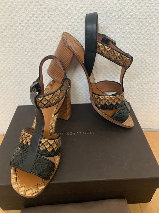 bottega veneta gold shoes