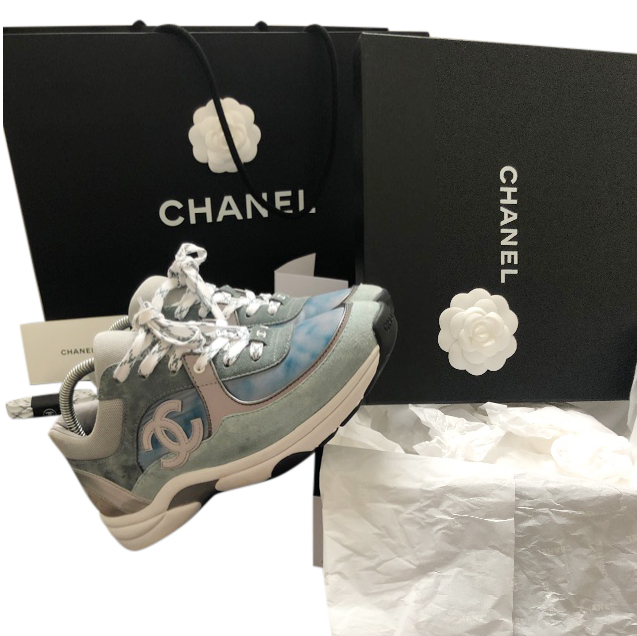 chanel low top trainer cc grey