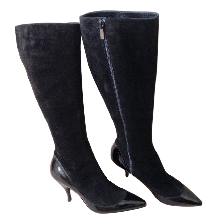 black patent leather kitten heel boots