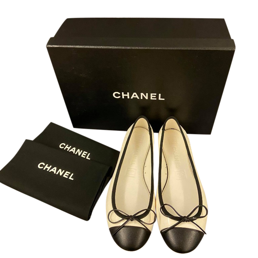 Chanel Two Tone Patent Ballerina Flats | HEWI