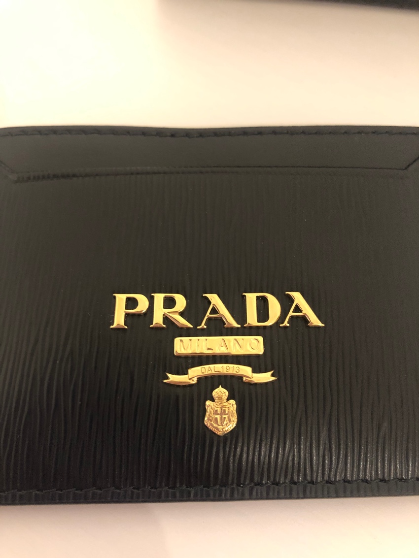 prada black card holder