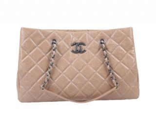 Chanel quilted beige leather shoulder tote bag 