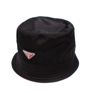 Prada Black & Red Triangle Logo-Plaque Bucket Hat