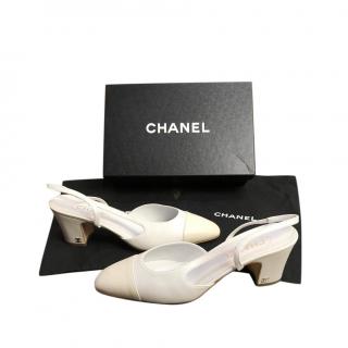 Chanel Ivory Leather & Grosgrain Slingback Heeled Pumps