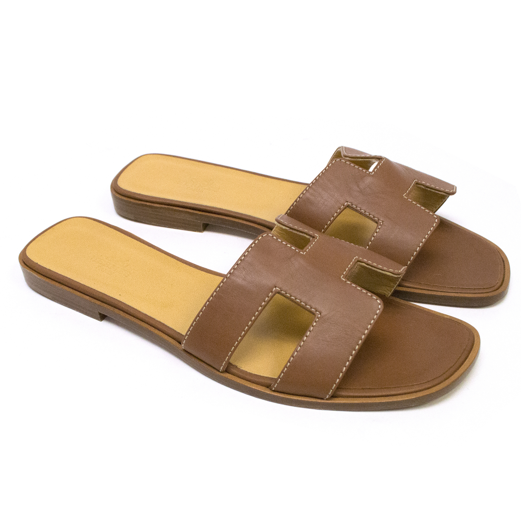 Hermes Brown Oran Flat Sandals | HEWI