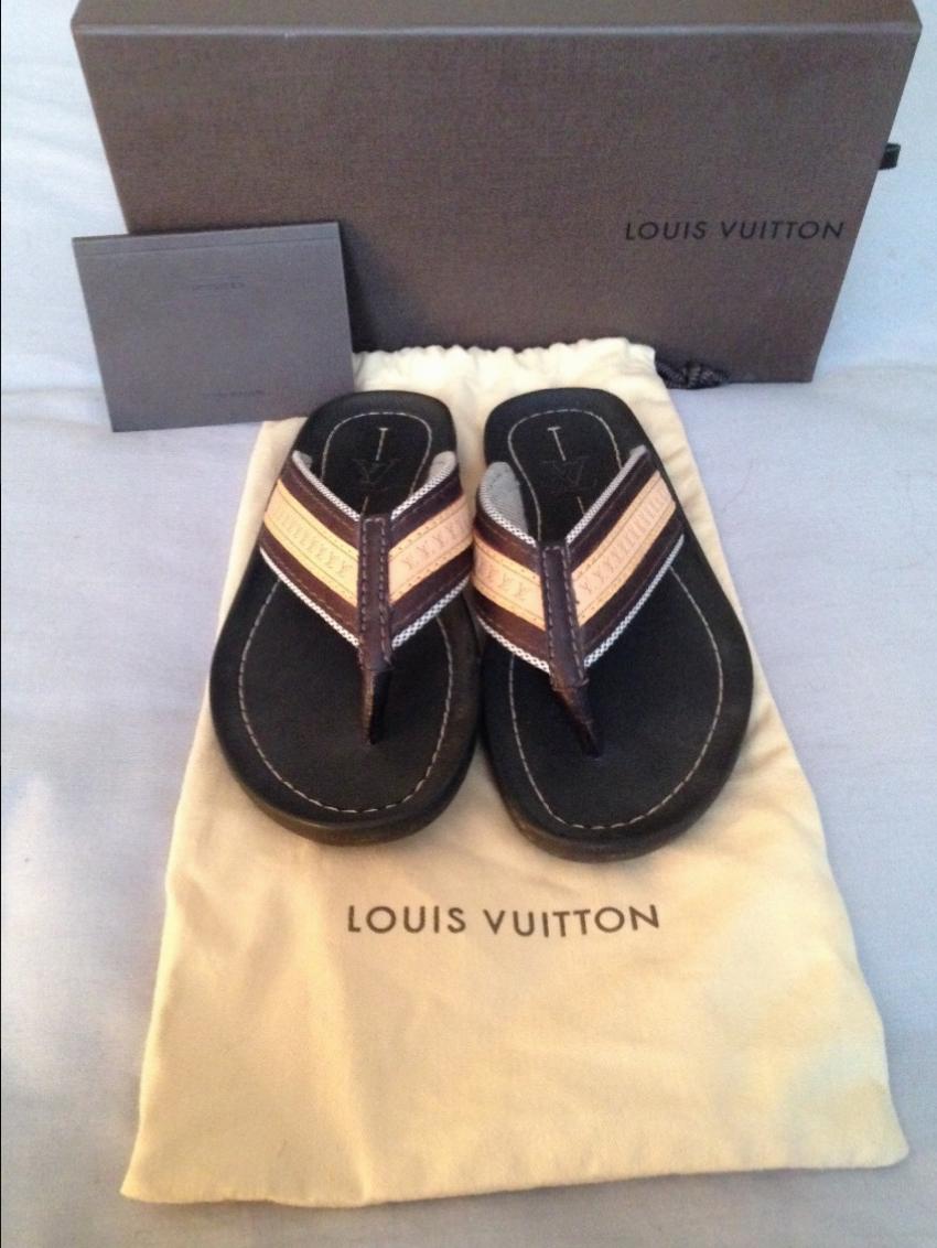 louis v flip flops