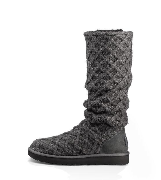 grey knitted boots